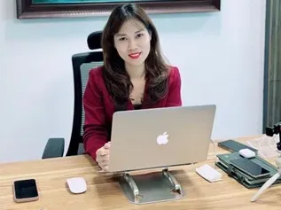 Christine Huong